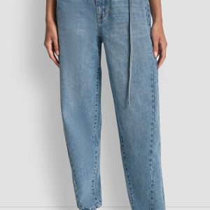 Mellanhöga tunna jeans