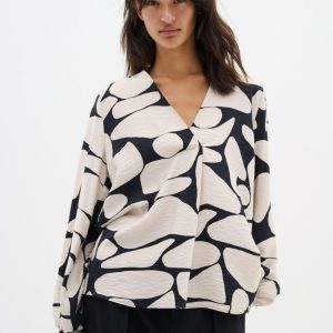 In Wear Metta Blus